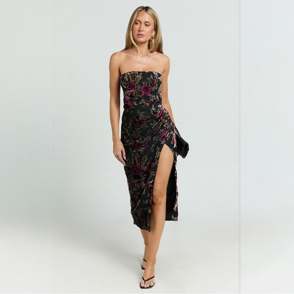 Showpo. Dresses & Skirts - NWT SHOWPO Jessell Flocked Velvet Midi Dress US Size 14 Strapless Black Floral